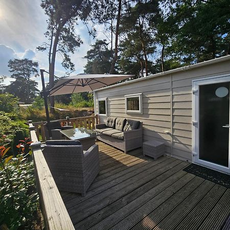 Luxe 4 Persoons Chalet Op 5 Sterren Camping Raalte Exterior foto